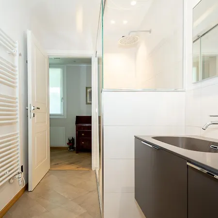 Mg House Luxury Daire Como