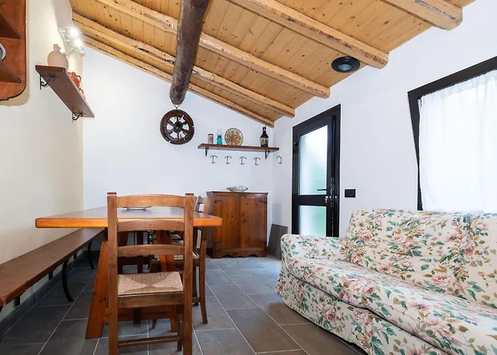 Mg House Luxury شقة كومو